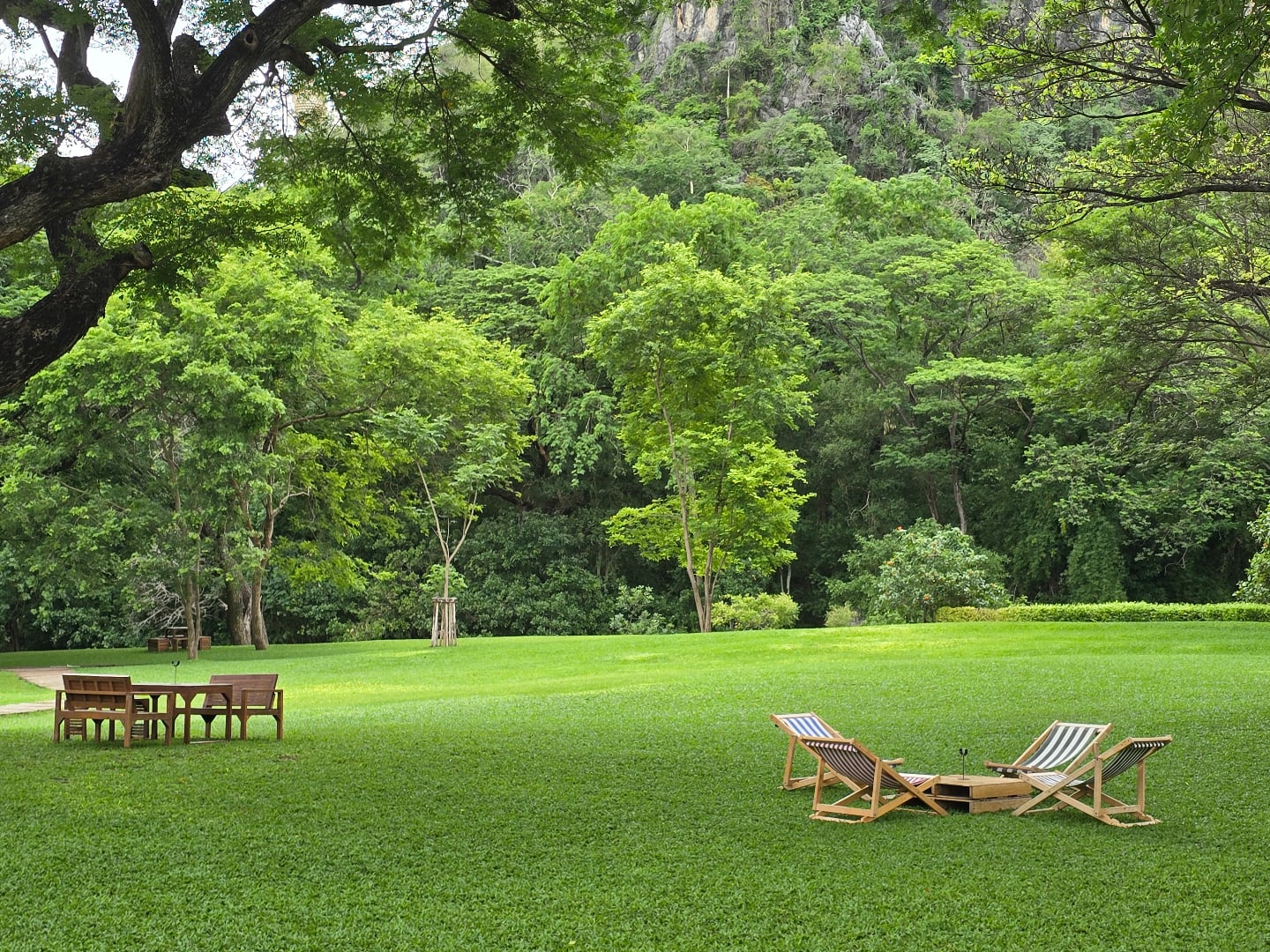 Mulberry Mellow Cafe กาญจนบุรี