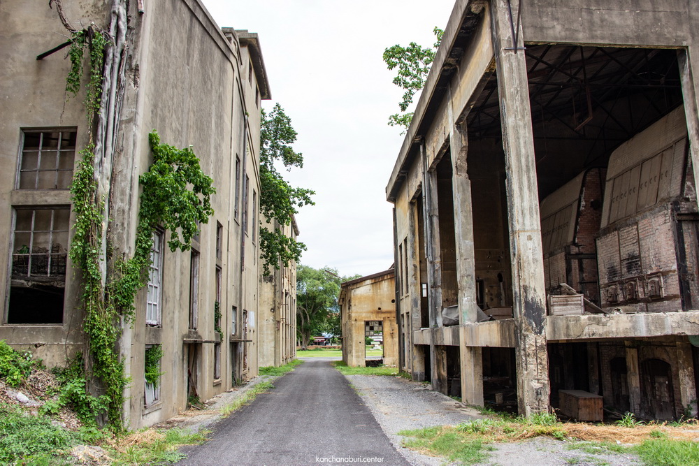 ภาพโดยรอบโรงงานกระดาษ กาญจนบุรี