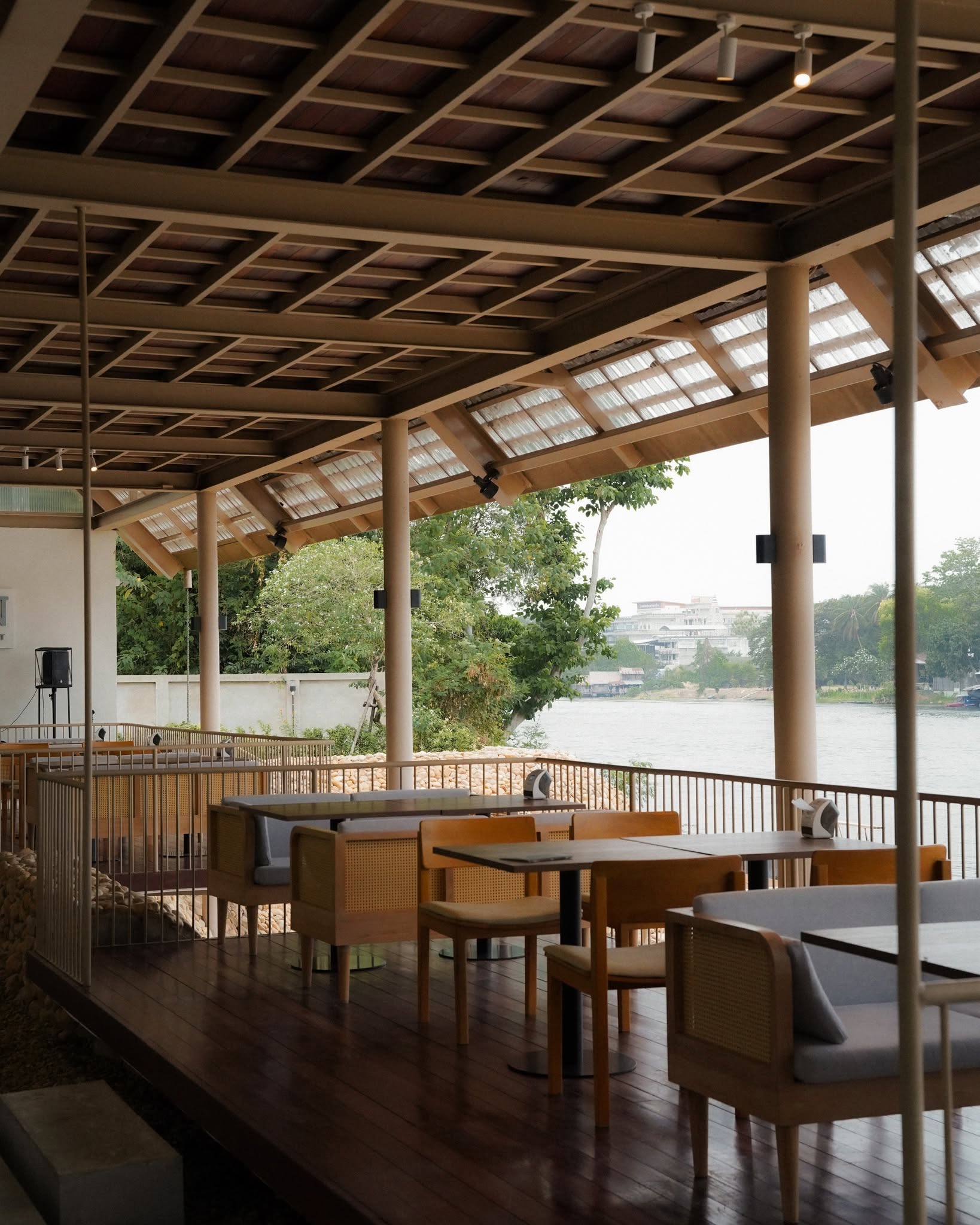 KAAN Revier Kwai Restaurant