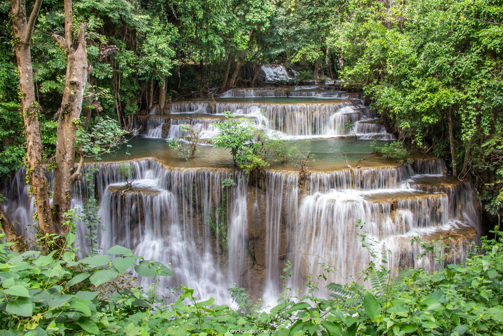 น้ำตกห้วยแม่ขมิ้น จ.กาญจนบุรี